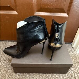 Black genuine leather booties, great condition